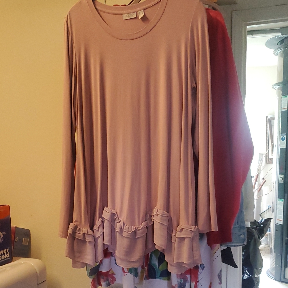 LOGO by Lori Goldstein Mauve Long Sleeve Top with Ruffle Hem